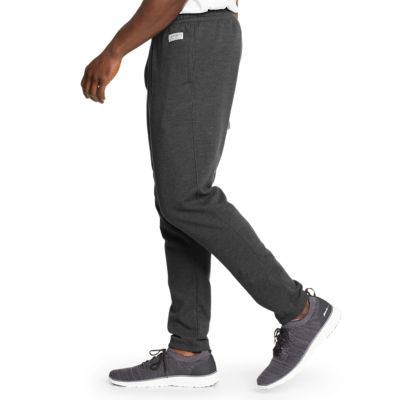 Eddie Bauer Men's Everyday Fleece Jogger Pants, Black, Medium : :  Clothing, Shoes & Accessories