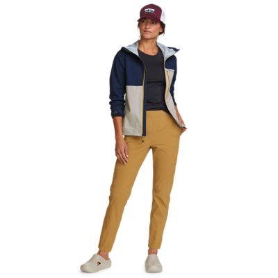 Women's cloud cap on sale lightweight rain jacket