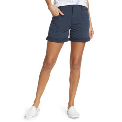 Eddie Bauer Women's Guides' Day Off Utility Shorts. 1