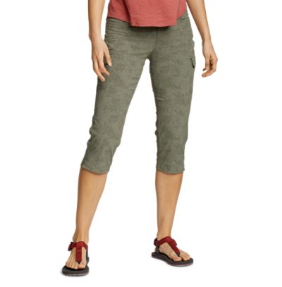 women's lightweight cargo capris