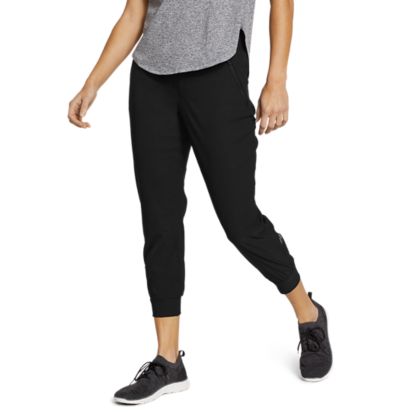 capri joggers with pockets