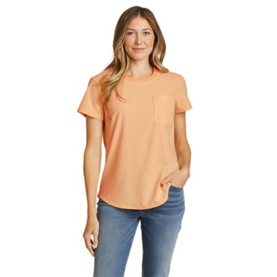 Womens pocket 2025 tee shirt