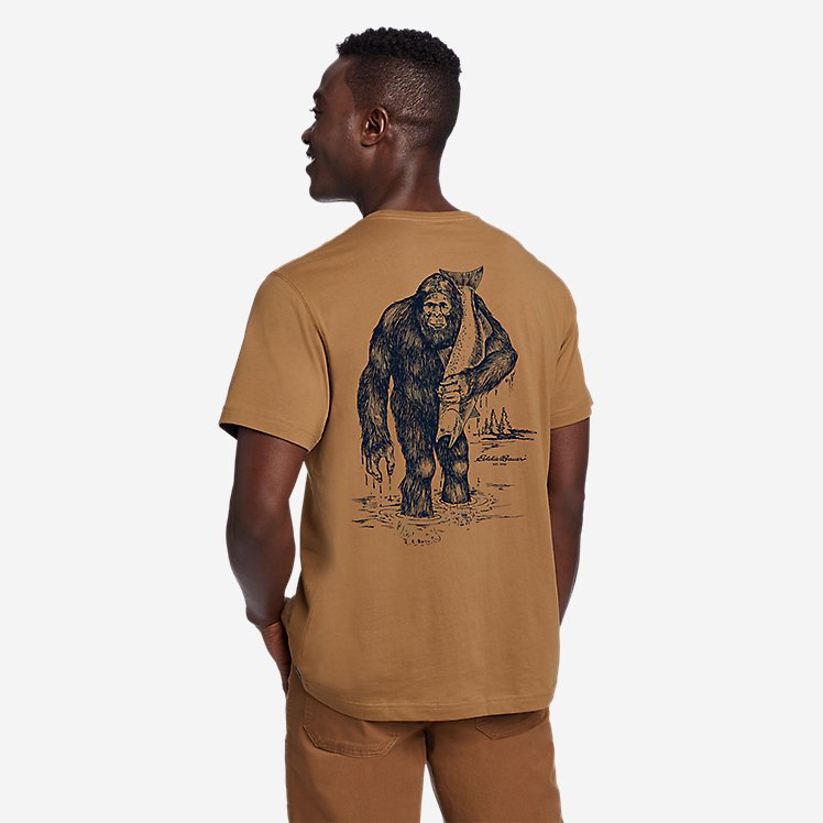 Men's EB Fishing Squatch Graphic T-Shirt large version