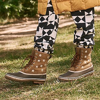 Thumbnail View 1 - Women's The Great. + Eddie Bauer The Embroidered Daisy Hunt Pac Boot